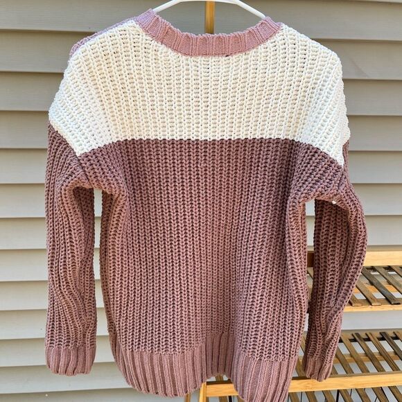 Olivia Sky || Woman’s Chevron color block warm soft pink mauve sweater - Picture 3 of 6